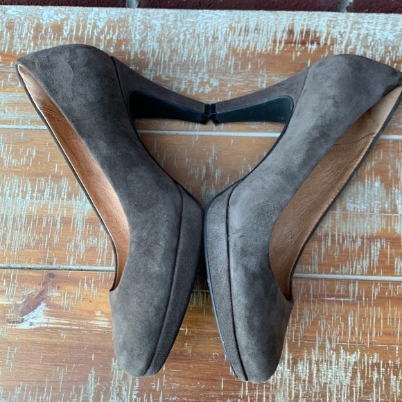 Clarks Indigo Chocolate Brown Suede Leather Heels - Picture 7 of 9